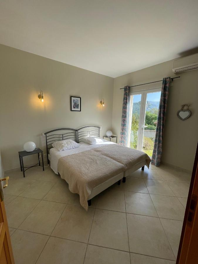 Superbe Villa Avec Piscine Vue Mer, Proche Plage Et Porticcio Pietrosella Buitenkant foto